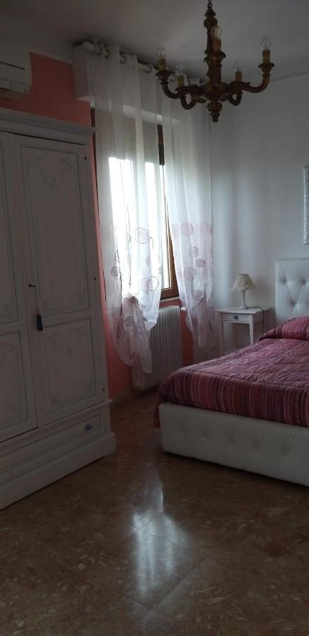 Готель Antica Casa Di Famiglia Кастільйоне-дель-Лаго Екстер'єр фото